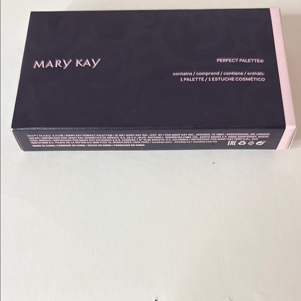 Mary Kay Black Eyeshadow Palette Sleek Design